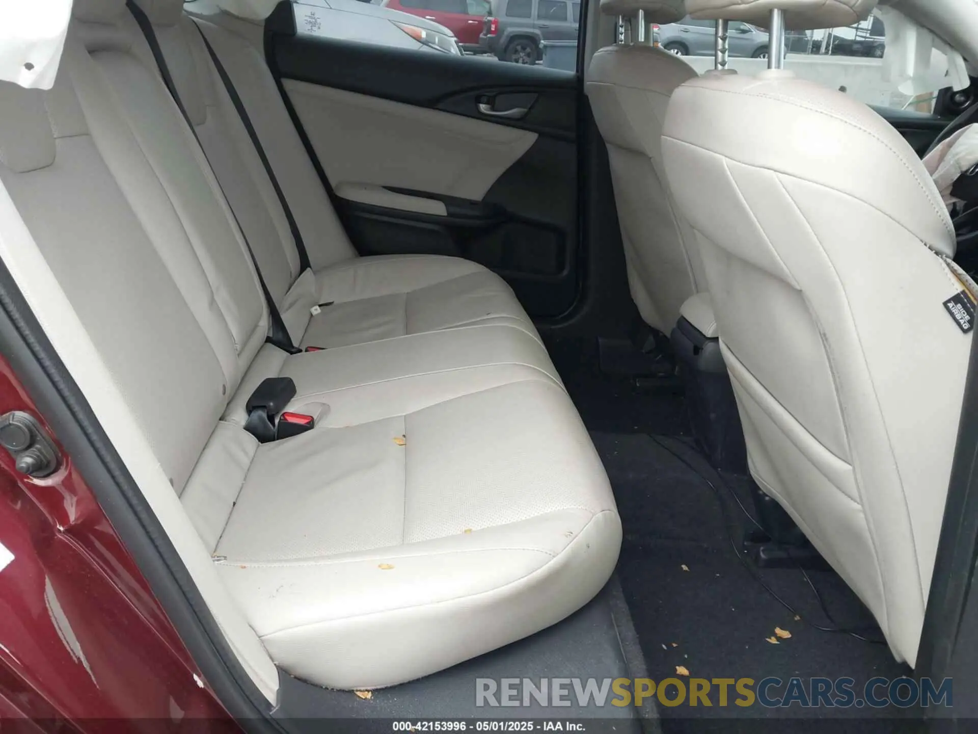 8 Photograph of a damaged car 19XZE4F93KE007802 HONDA INSIGHT 2019