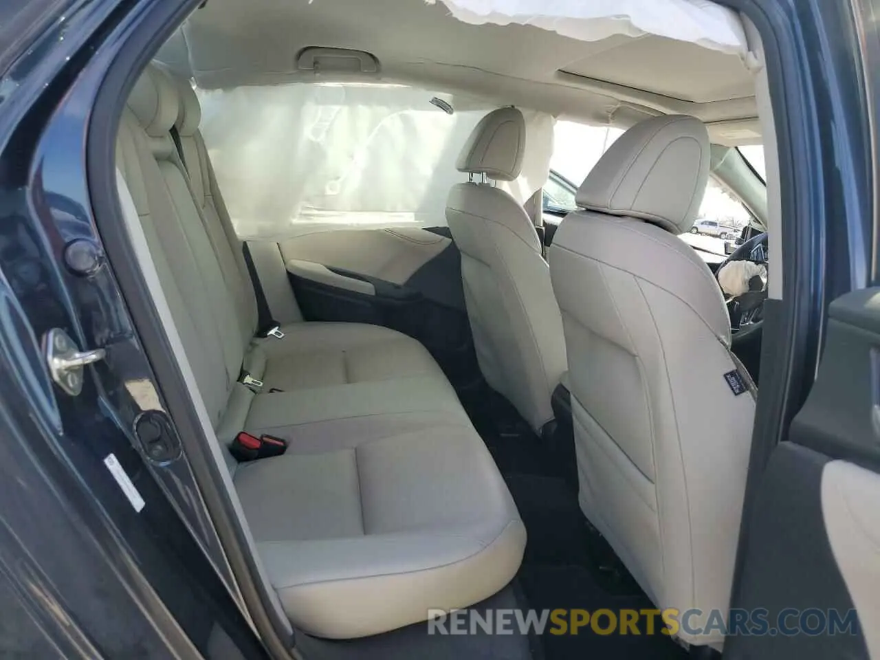 10 Photograph of a damaged car 19XZE4F93KE022378 HONDA INSIGHT 2019