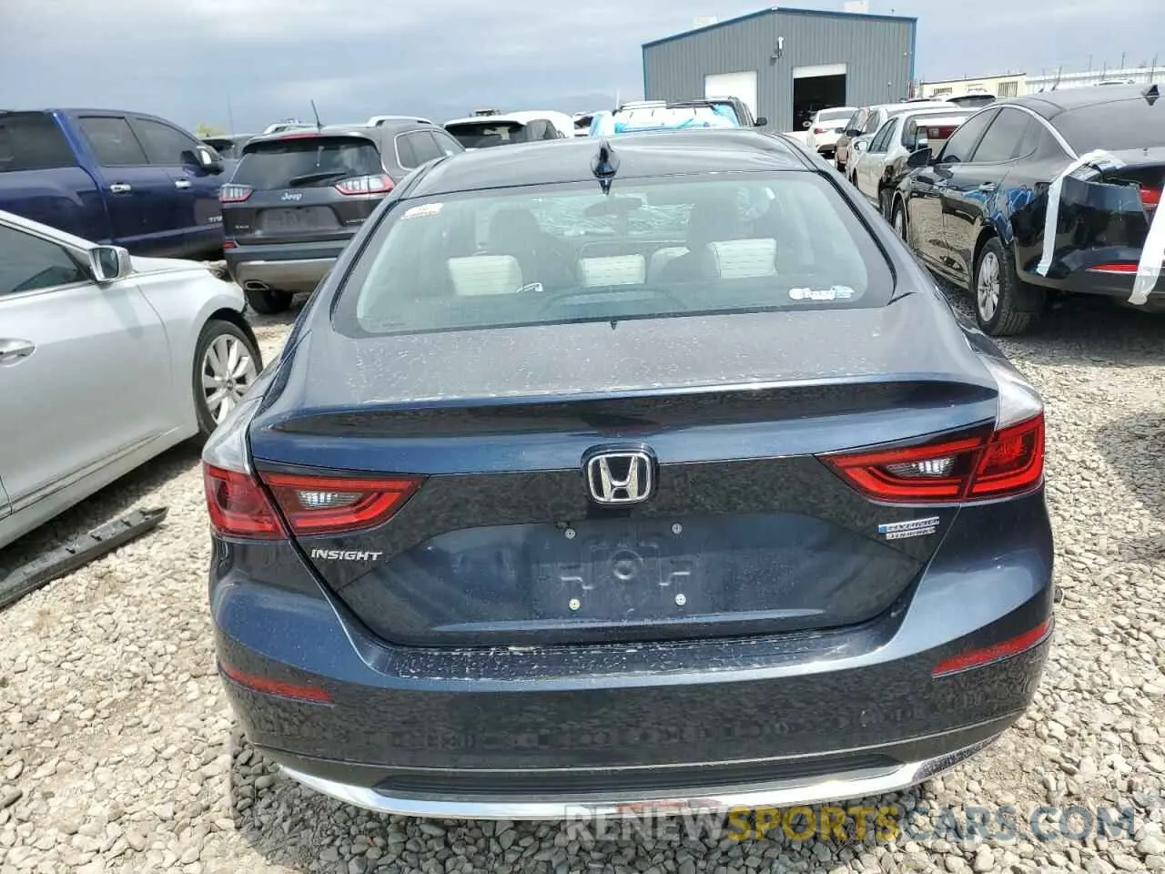 6 Photograph of a damaged car 19XZE4F93KE023398 HONDA INSIGHT 2019