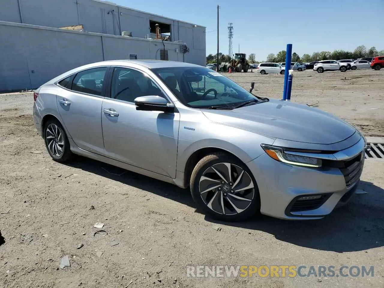 4 Photograph of a damaged car 19XZE4F95KE022706 HONDA INSIGHT 2019
