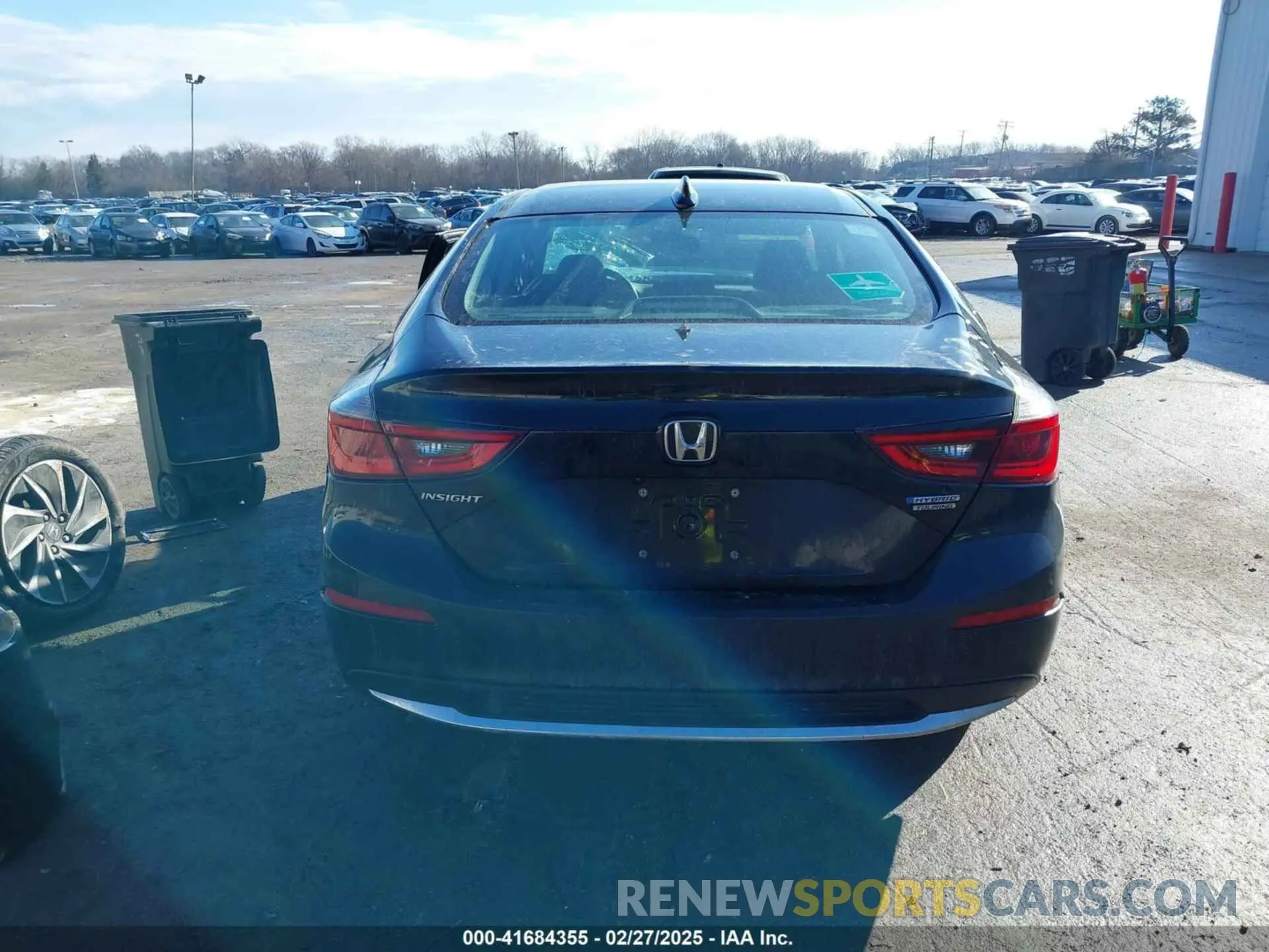 17 Photograph of a damaged car 19XZE4F97KE019824 HONDA INSIGHT 2019