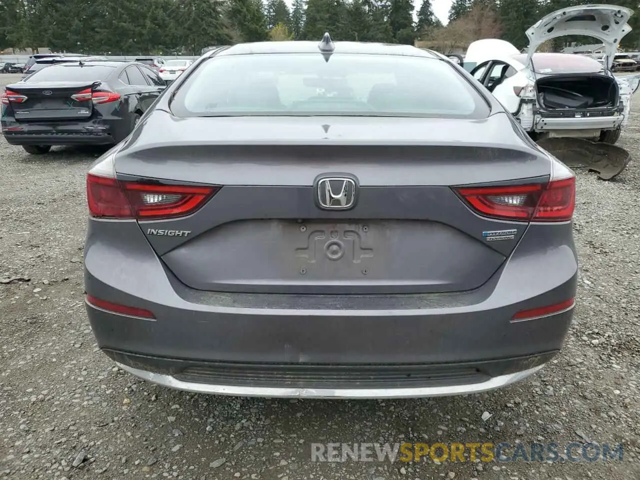 6 Photograph of a damaged car 19XZE4F98KE003082 HONDA INSIGHT 2019