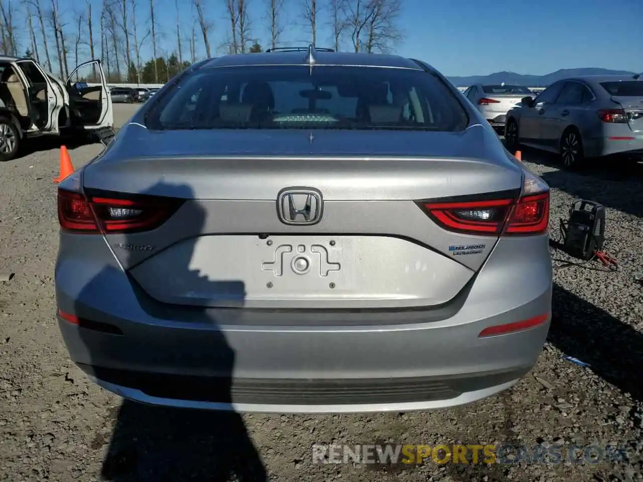 6 Photograph of a damaged car 19XZE4F98KE016396 HONDA INSIGHT 2019