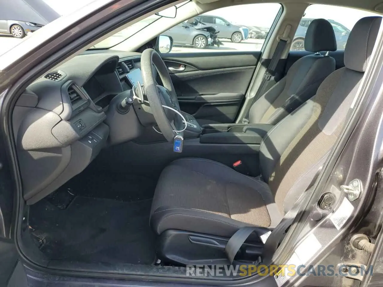 7 Photograph of a damaged car 19XZE4F50LE004306 HONDA INSIGHT 2020
