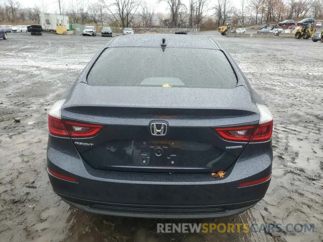 6 Photograph of a damaged car 19XZE4F50LE012941 HONDA INSIGHT 2020