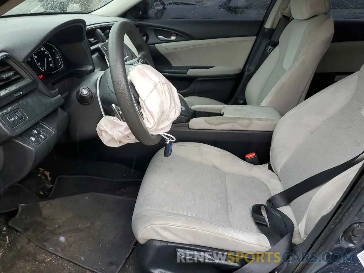 7 Photograph of a damaged car 19XZE4F50LE012941 HONDA INSIGHT 2020