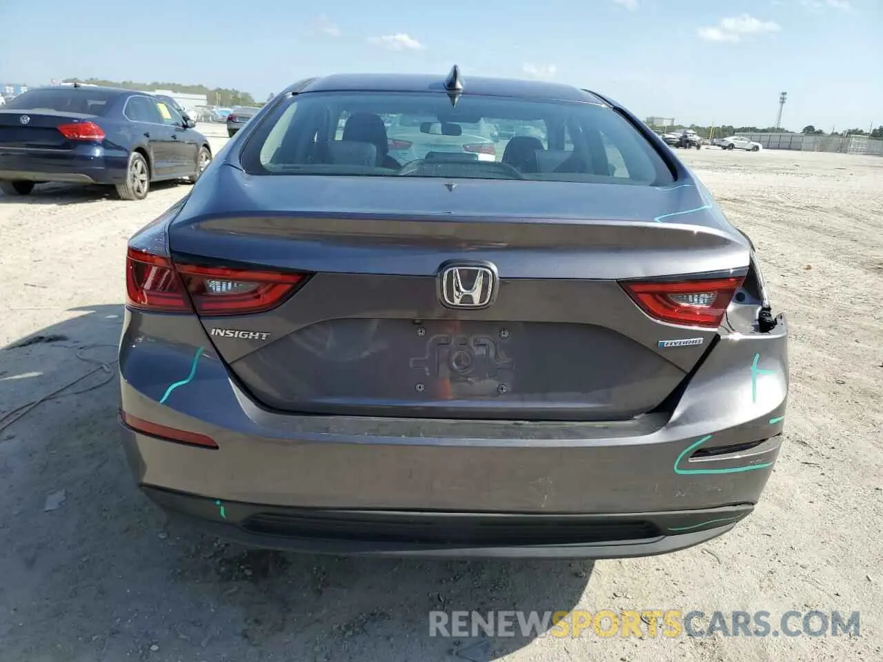 6 Photograph of a damaged car 19XZE4F51LE006856 HONDA INSIGHT 2020