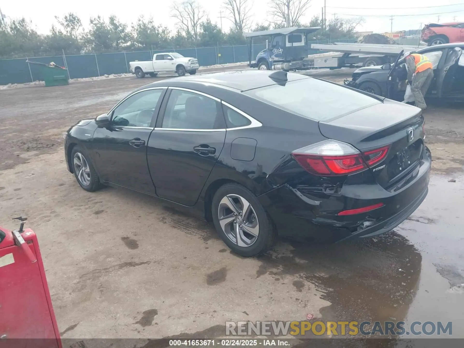 14 Photograph of a damaged car 19XZE4F53LE000119 HONDA INSIGHT 2020
