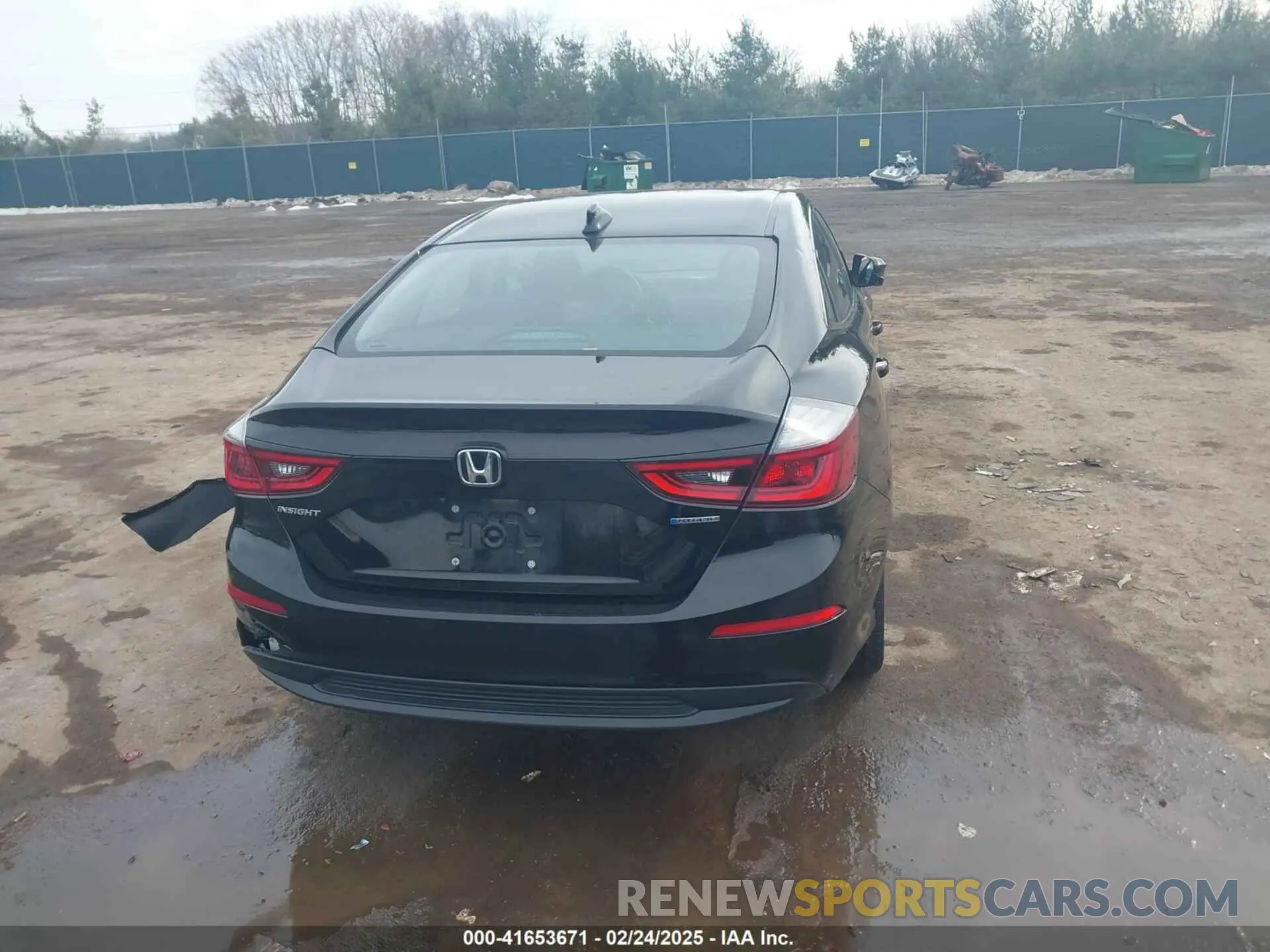 16 Photograph of a damaged car 19XZE4F53LE000119 HONDA INSIGHT 2020