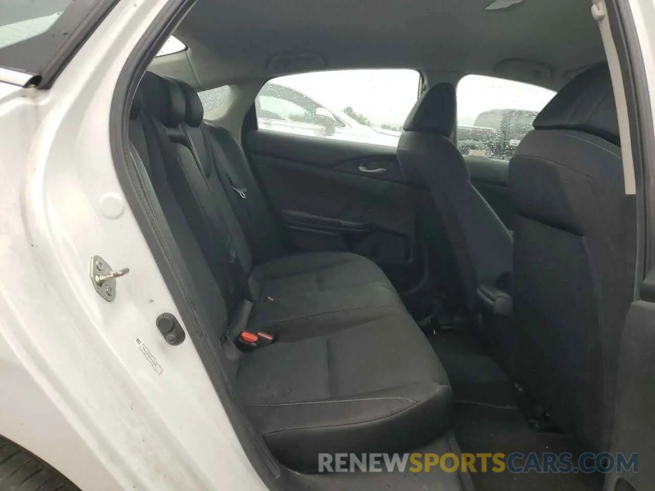 10 Photograph of a damaged car 19XZE4F53LE003859 HONDA INSIGHT 2020