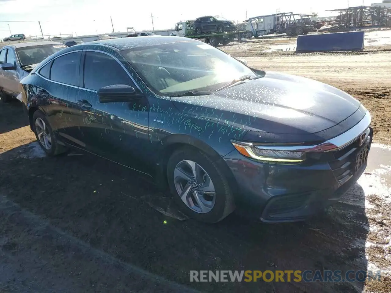 4 Photograph of a damaged car 19XZE4F53LE005949 HONDA INSIGHT 2020
