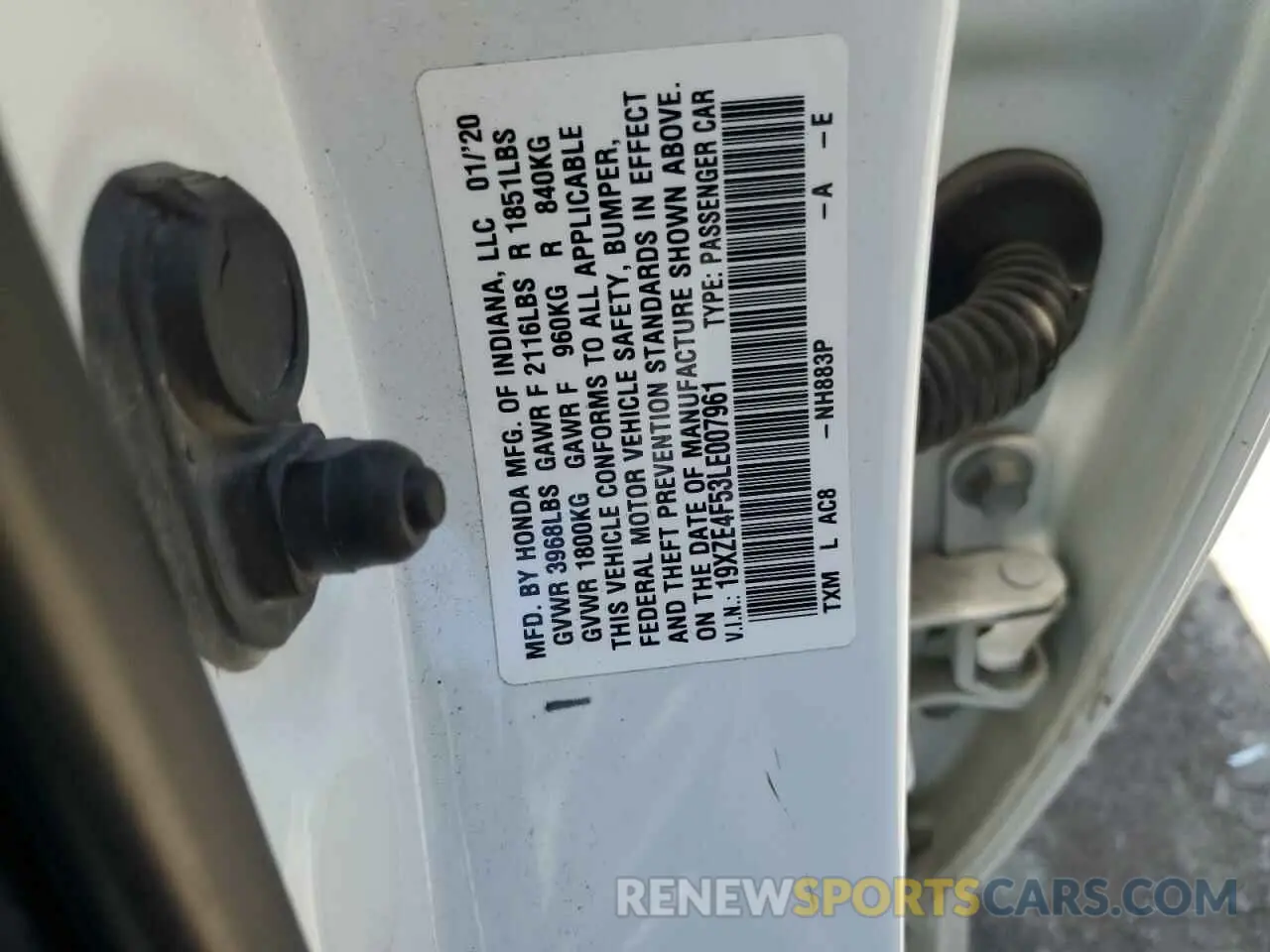 13 Photograph of a damaged car 19XZE4F53LE007961 HONDA INSIGHT 2020