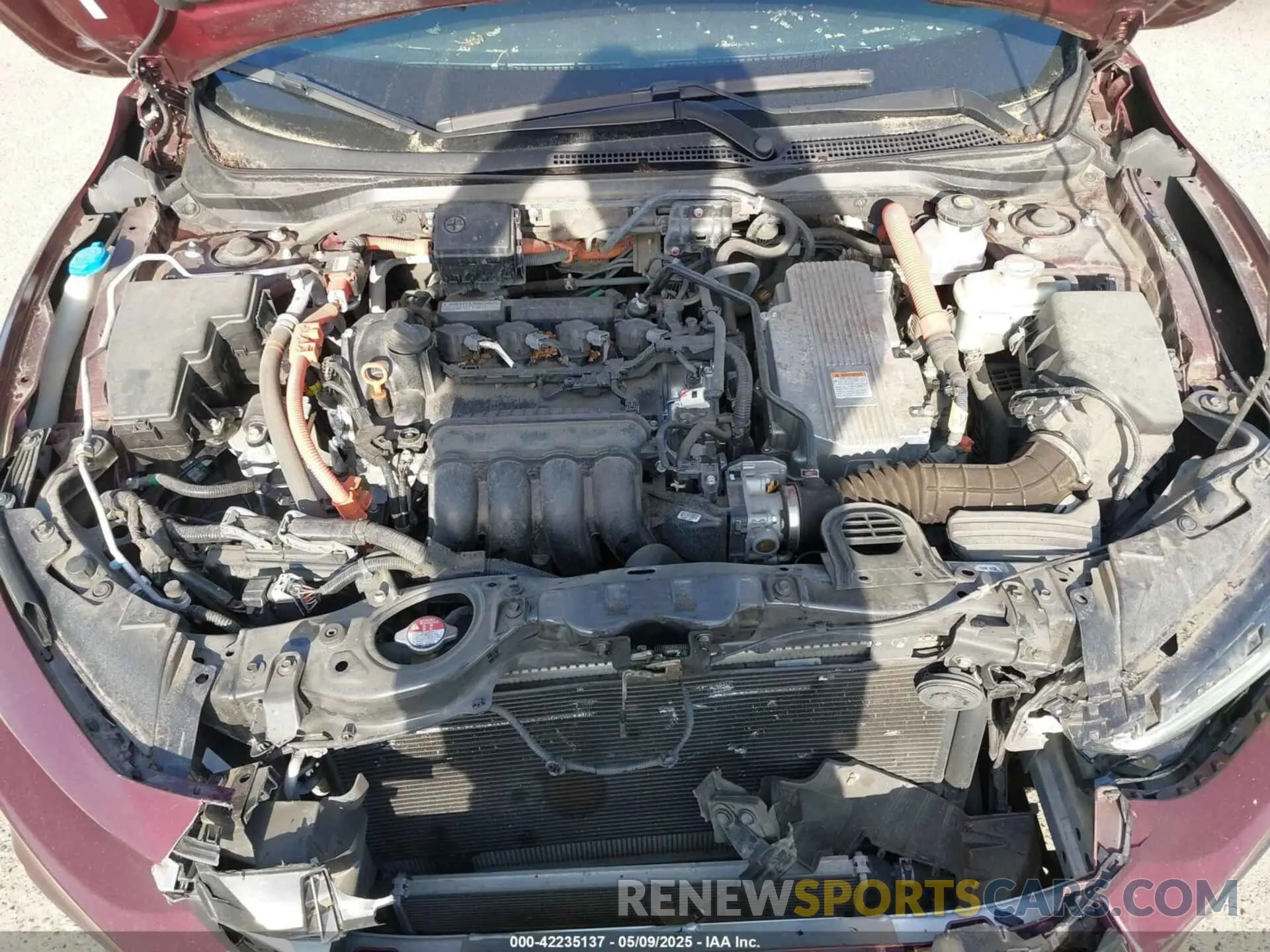 10 Photograph of a damaged car 19XZE4F54LE000632 HONDA INSIGHT 2020