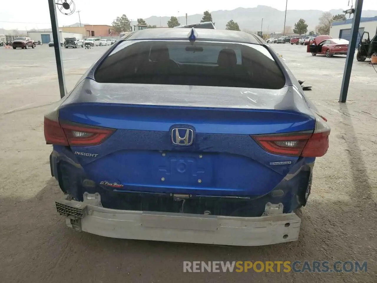 6 Photograph of a damaged car 19XZE4F57LE007218 HONDA INSIGHT 2020