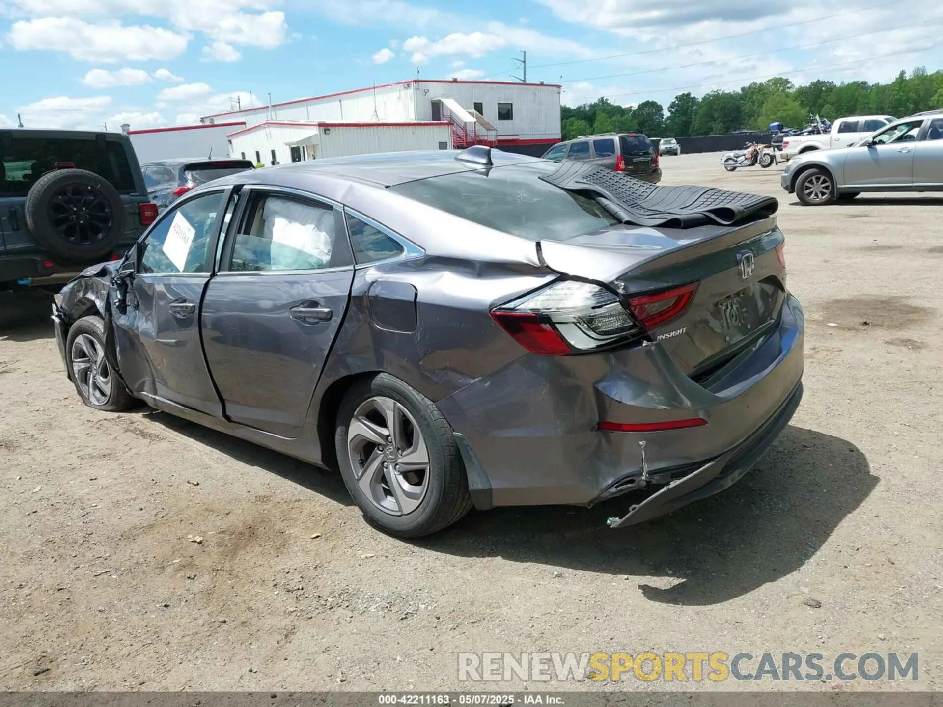3 Photograph of a damaged car 19XZE4F57LE014721 HONDA INSIGHT 2020