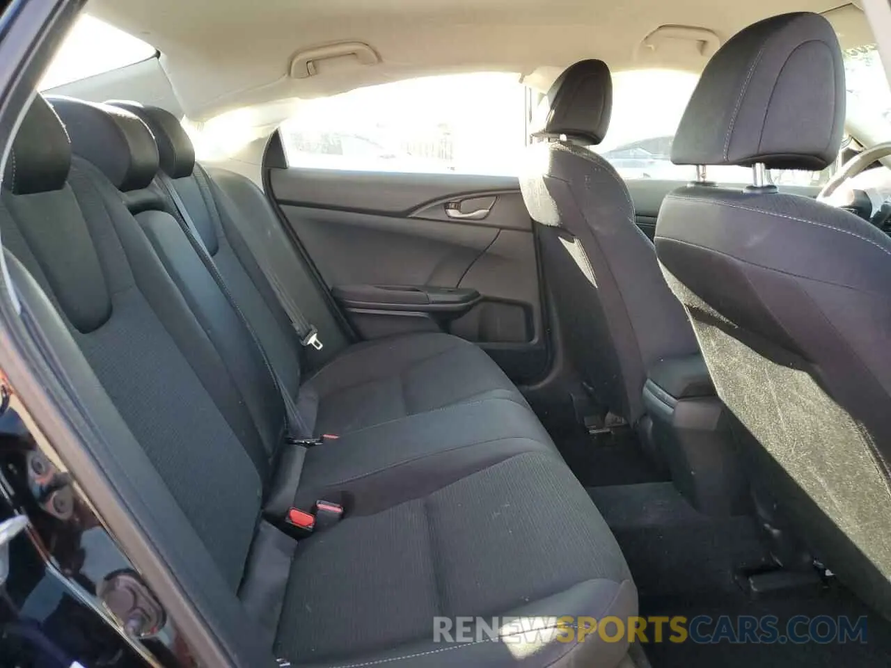 11 Photograph of a damaged car 19XZE4F59LE005566 HONDA INSIGHT 2020