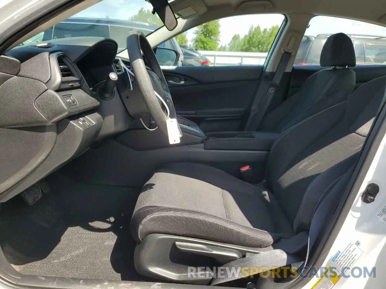 7 Photograph of a damaged car 19XZE4F59LE006412 HONDA INSIGHT 2020