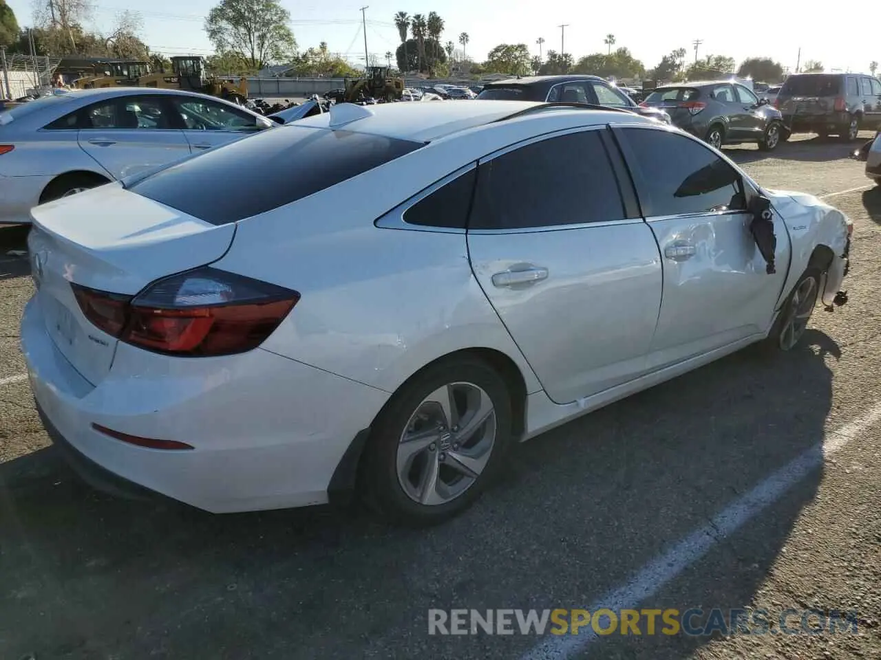 3 Photograph of a damaged car 19XZE4F5XLE003938 HONDA INSIGHT 2020