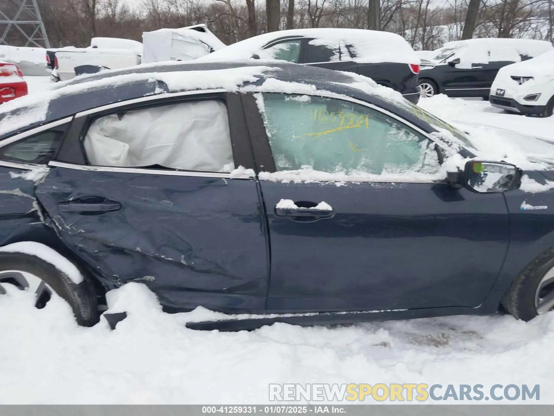 13 Photograph of a damaged car 19XZE4F5XLE008024 HONDA INSIGHT 2020