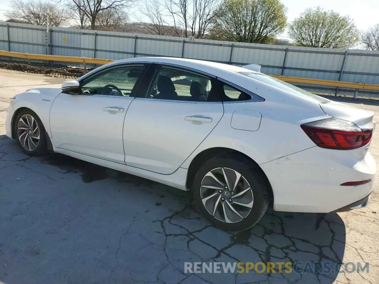2 Photograph of a damaged car 19XZE4F77LE400170 HONDA INSIGHT 2020