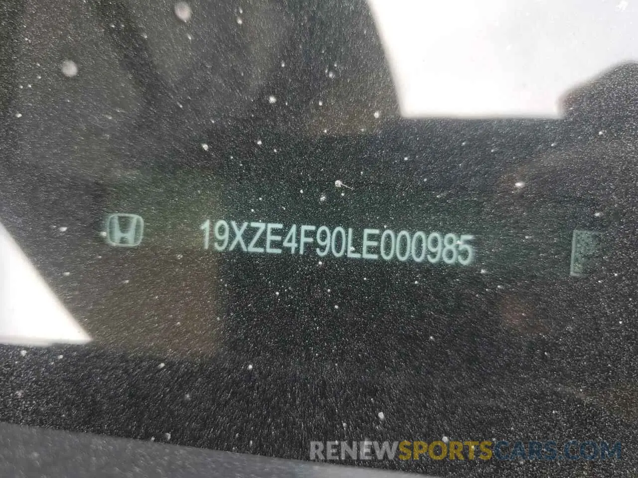 12 Photograph of a damaged car 19XZE4F90LE000985 HONDA INSIGHT 2020