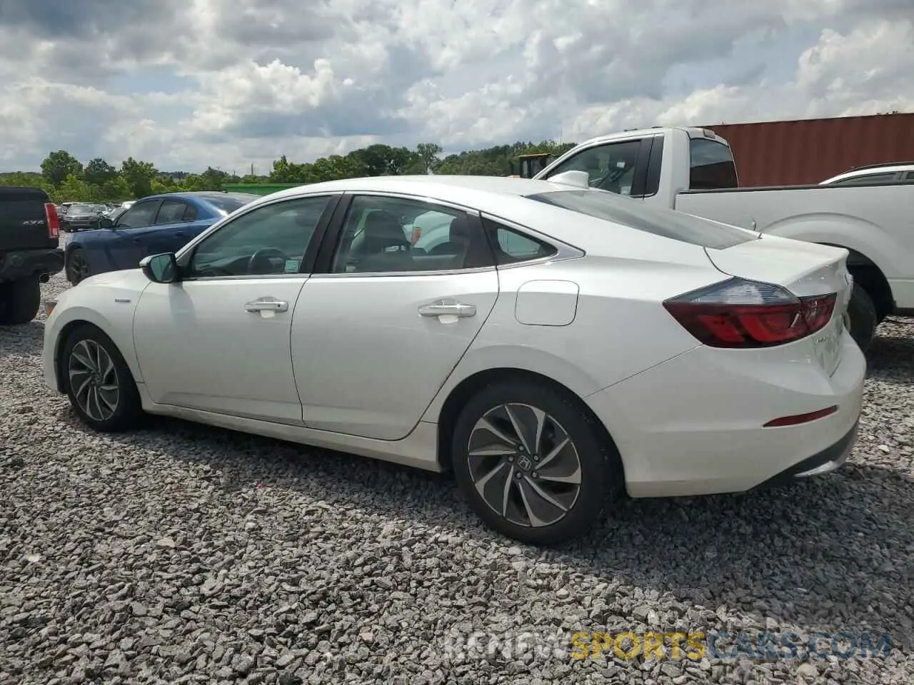 2 Photograph of a damaged car 19XZE4F90LE000985 HONDA INSIGHT 2020