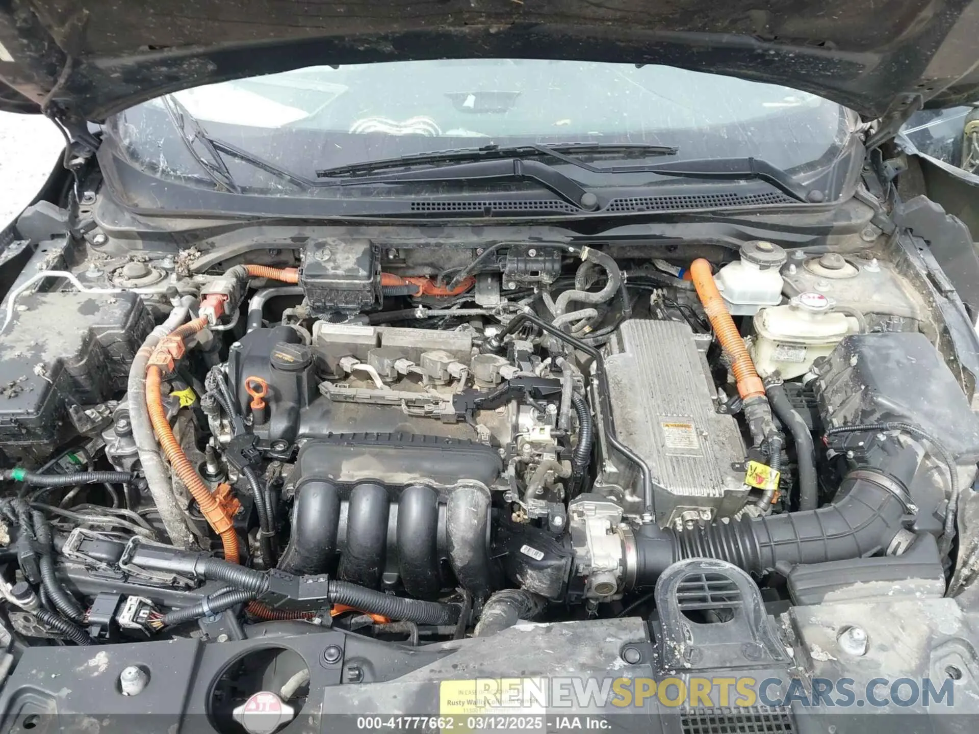 10 Photograph of a damaged car 19XZE4F94LE006918 HONDA INSIGHT 2020