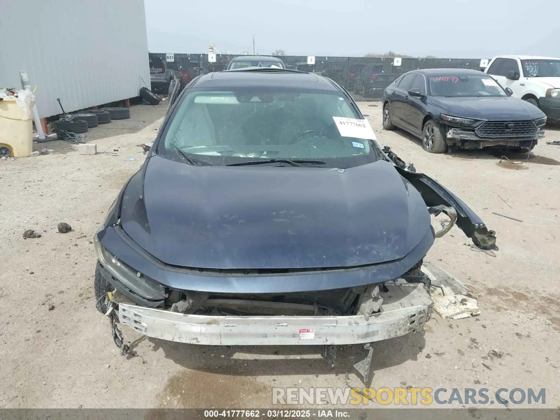 12 Photograph of a damaged car 19XZE4F94LE006918 HONDA INSIGHT 2020