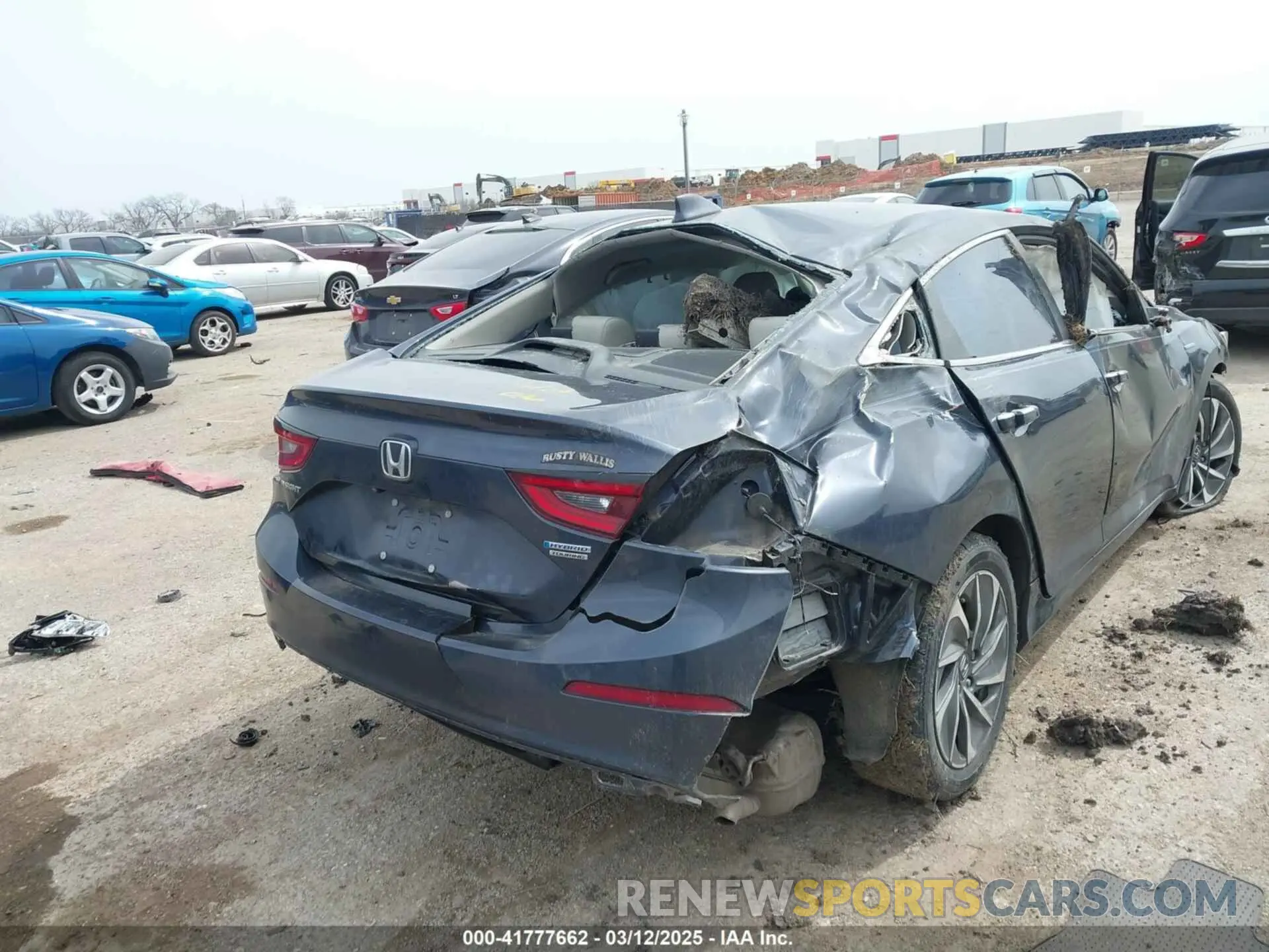 6 Photograph of a damaged car 19XZE4F94LE006918 HONDA INSIGHT 2020