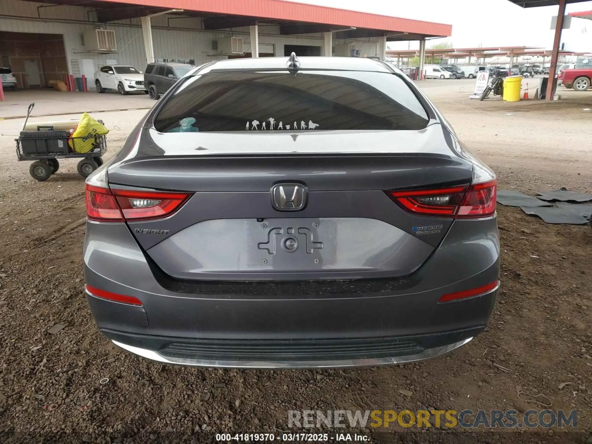 16 Photograph of a damaged car 19XZE4F94LE007115 HONDA INSIGHT 2020