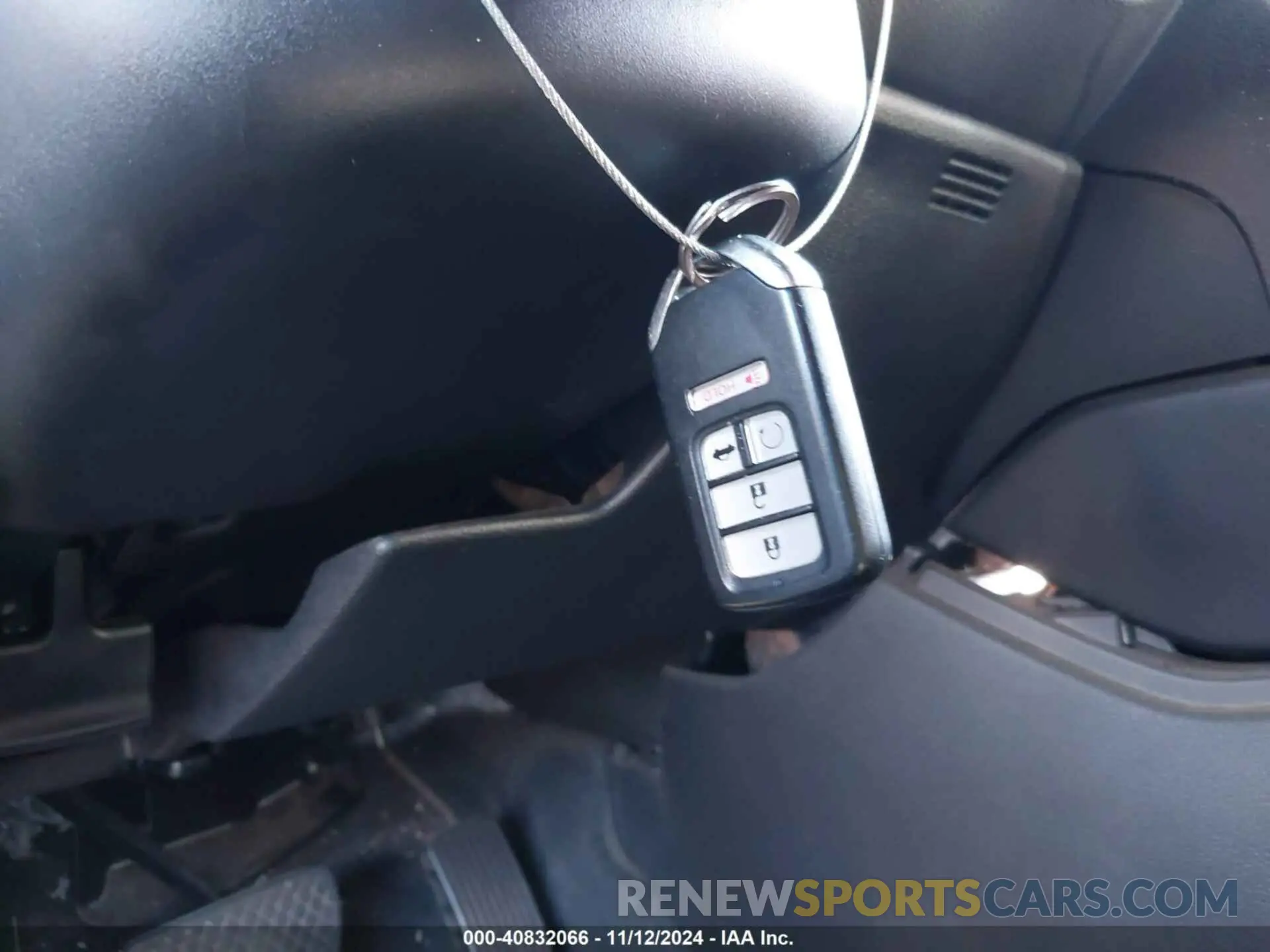 11 Photograph of a damaged car 19XZE4F98LE004931 HONDA INSIGHT 2020