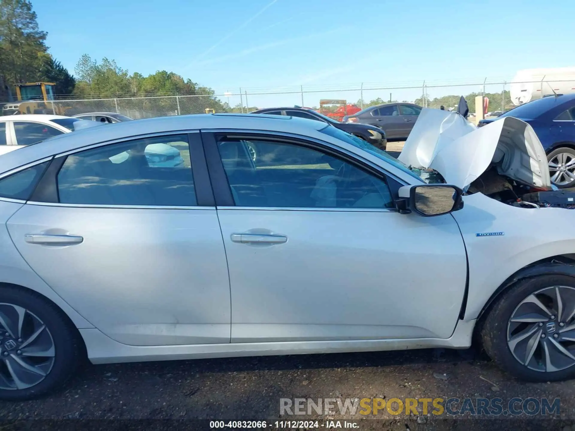 13 Photograph of a damaged car 19XZE4F98LE004931 HONDA INSIGHT 2020