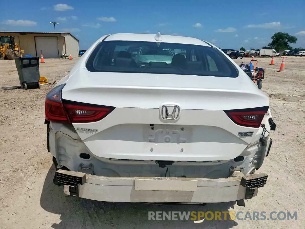 6 Photograph of a damaged car 19XZE4F99LE004159 HONDA INSIGHT 2020