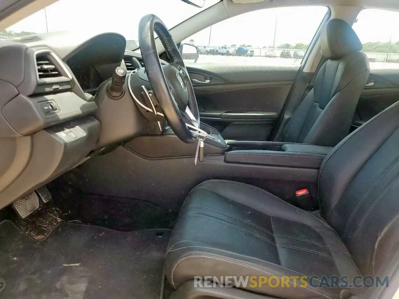 7 Photograph of a damaged car 19XZE4F99LE004159 HONDA INSIGHT 2020