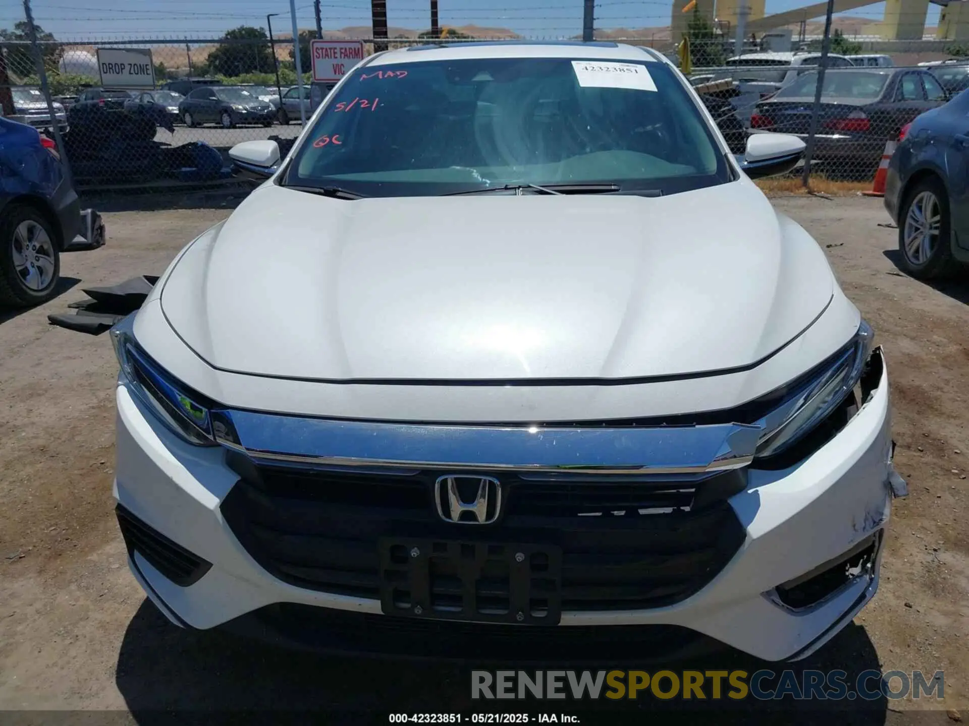 12 Photograph of a damaged car 19XZE4F9XLE003747 HONDA INSIGHT 2020