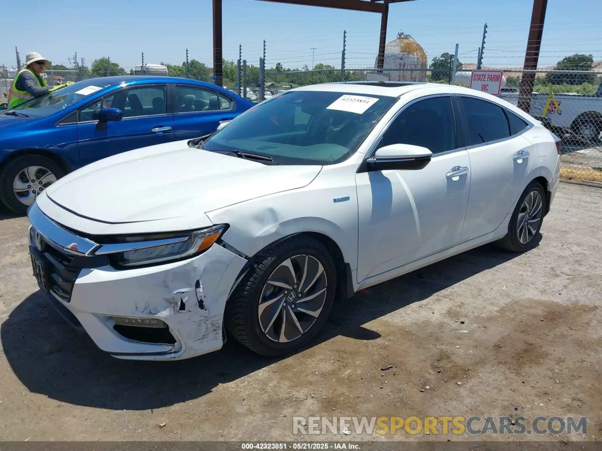 2 Photograph of a damaged car 19XZE4F9XLE003747 HONDA INSIGHT 2020
