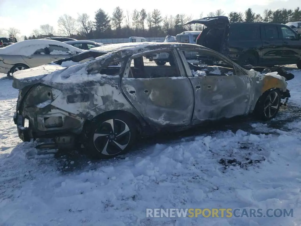 3 Photograph of a damaged car 19XZE4F15ME001304 HONDA INSIGHT 2021