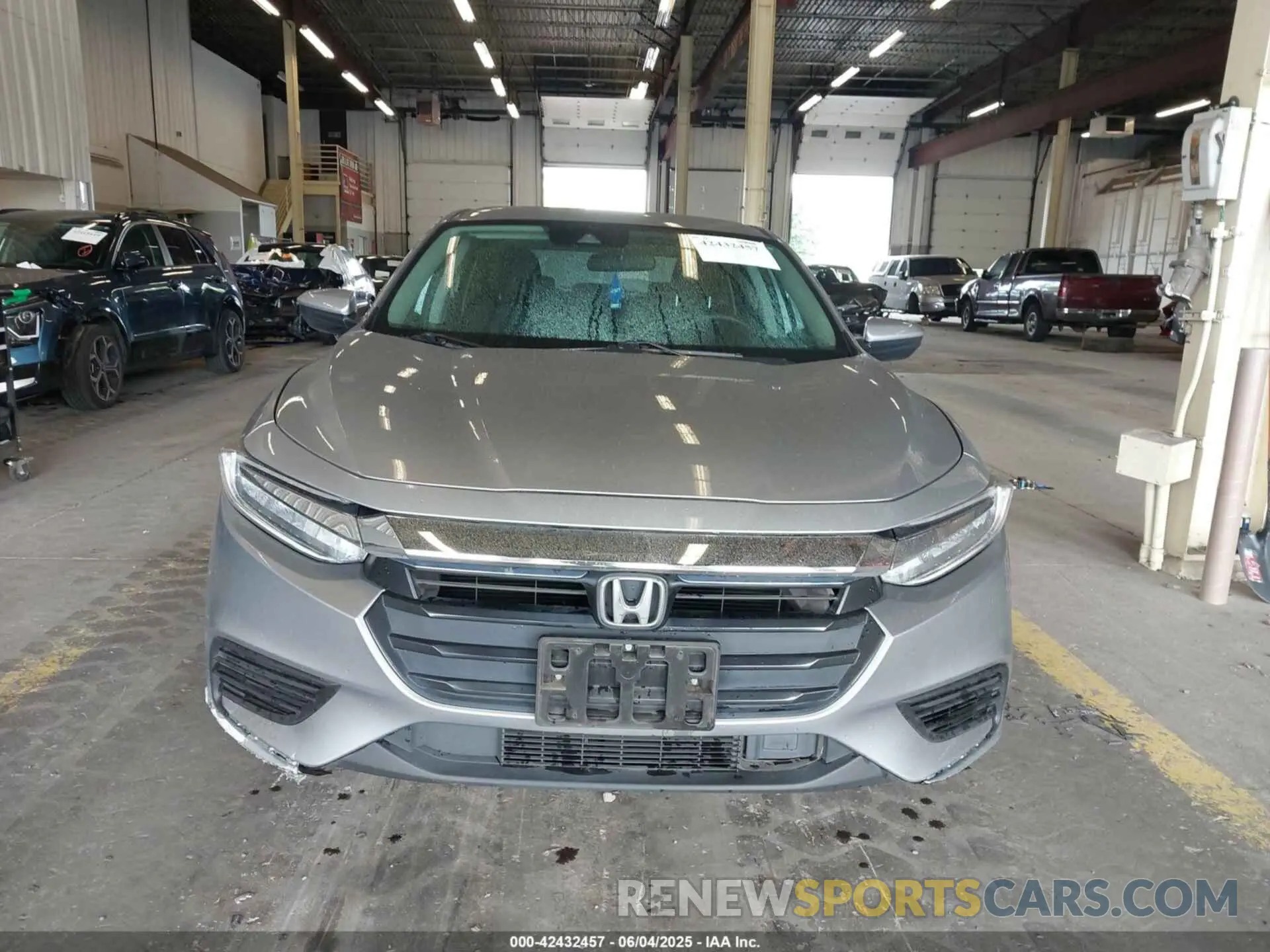 13 Photograph of a damaged car 19XZE4F54ME002043 HONDA INSIGHT 2021