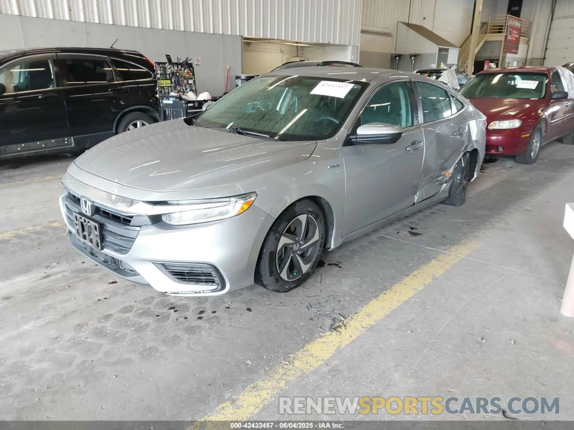 2 Photograph of a damaged car 19XZE4F54ME002043 HONDA INSIGHT 2021