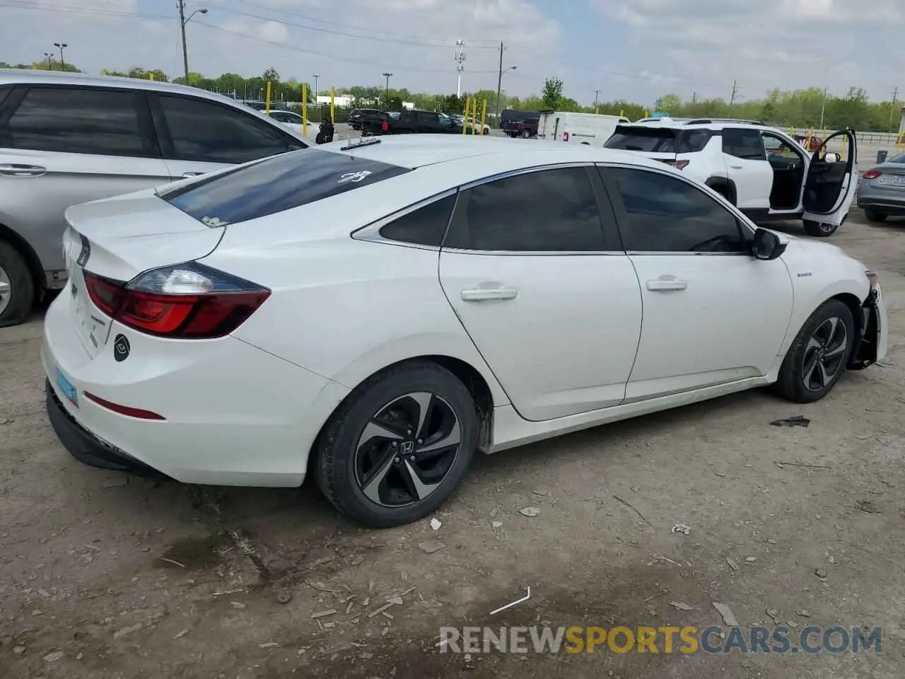 3 Photograph of a damaged car 19XZE4F54ME003936 HONDA INSIGHT 2021