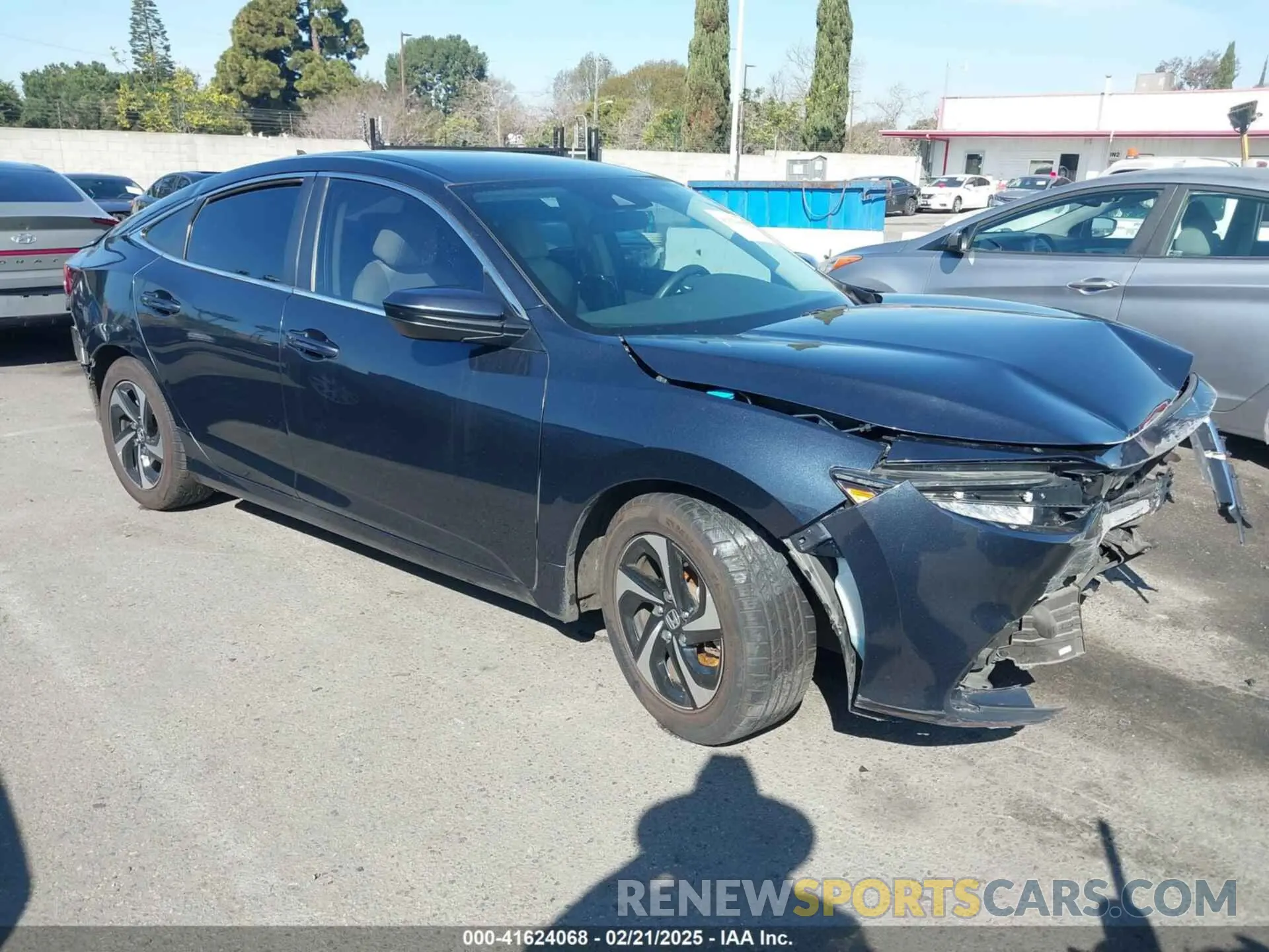 1 Photograph of a damaged car 19XZE4F55ME002262 HONDA INSIGHT 2021