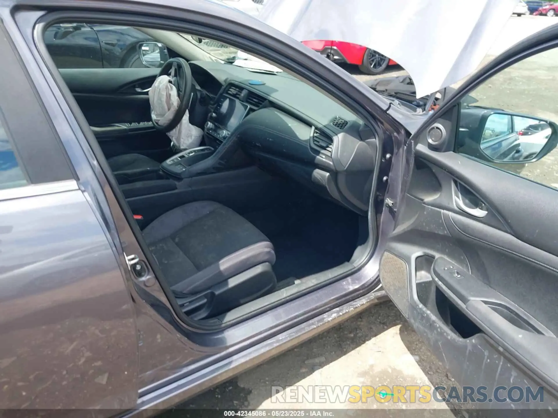 5 Photograph of a damaged car 19XZE4F55ME005131 HONDA INSIGHT 2021