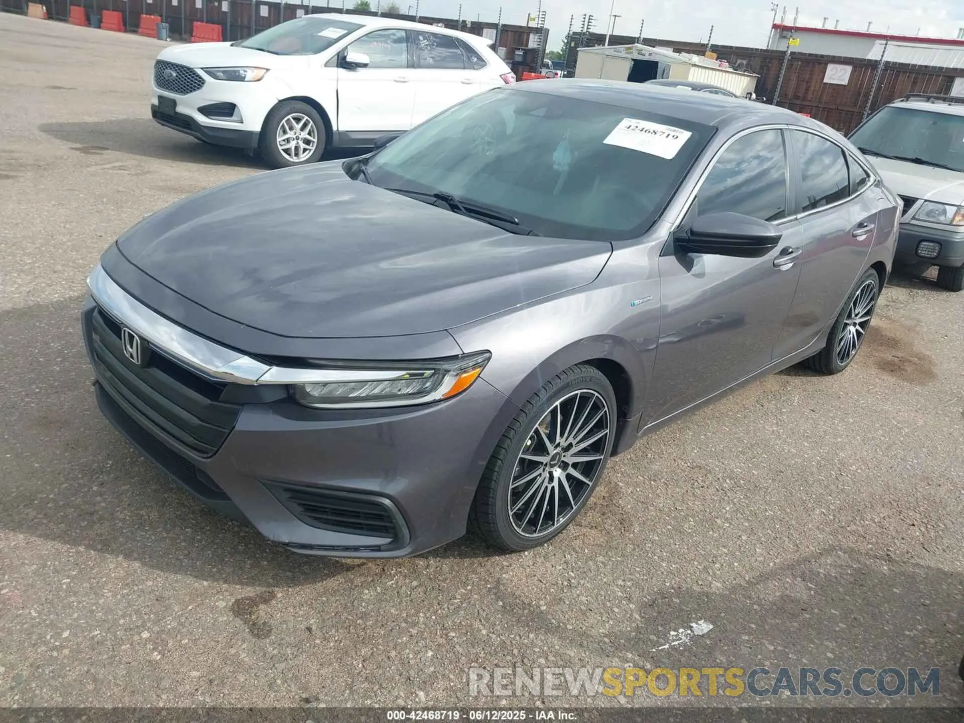 2 Photograph of a damaged car 19XZE4F55ME011124 HONDA INSIGHT 2021