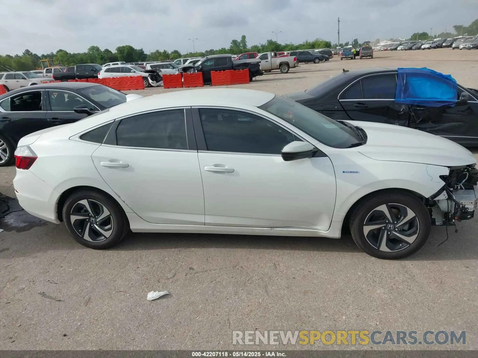14 Photograph of a damaged car 19XZE4F5XME001415 HONDA INSIGHT 2021
