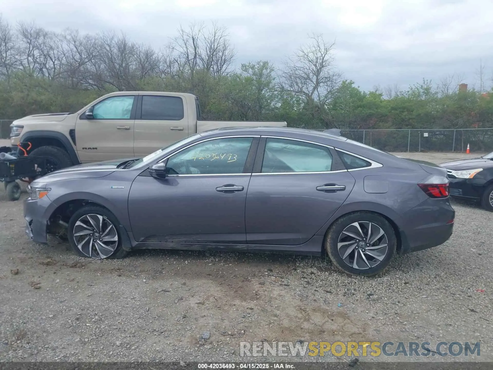 14 Photograph of a damaged car 19XZE4F91ME005517 HONDA INSIGHT 2021
