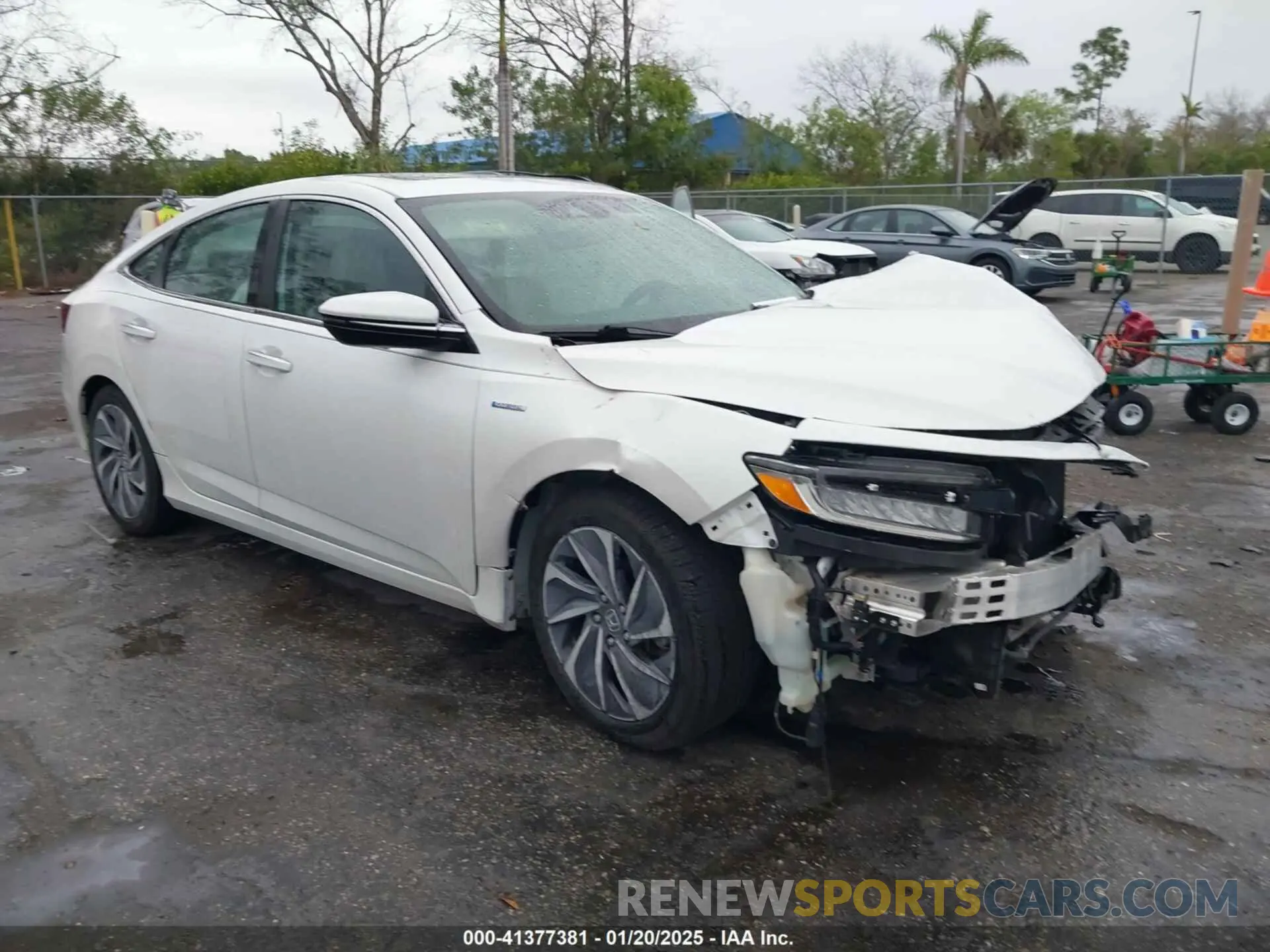 1 Photograph of a damaged car 19XZE4F94ME003177 HONDA INSIGHT 2021