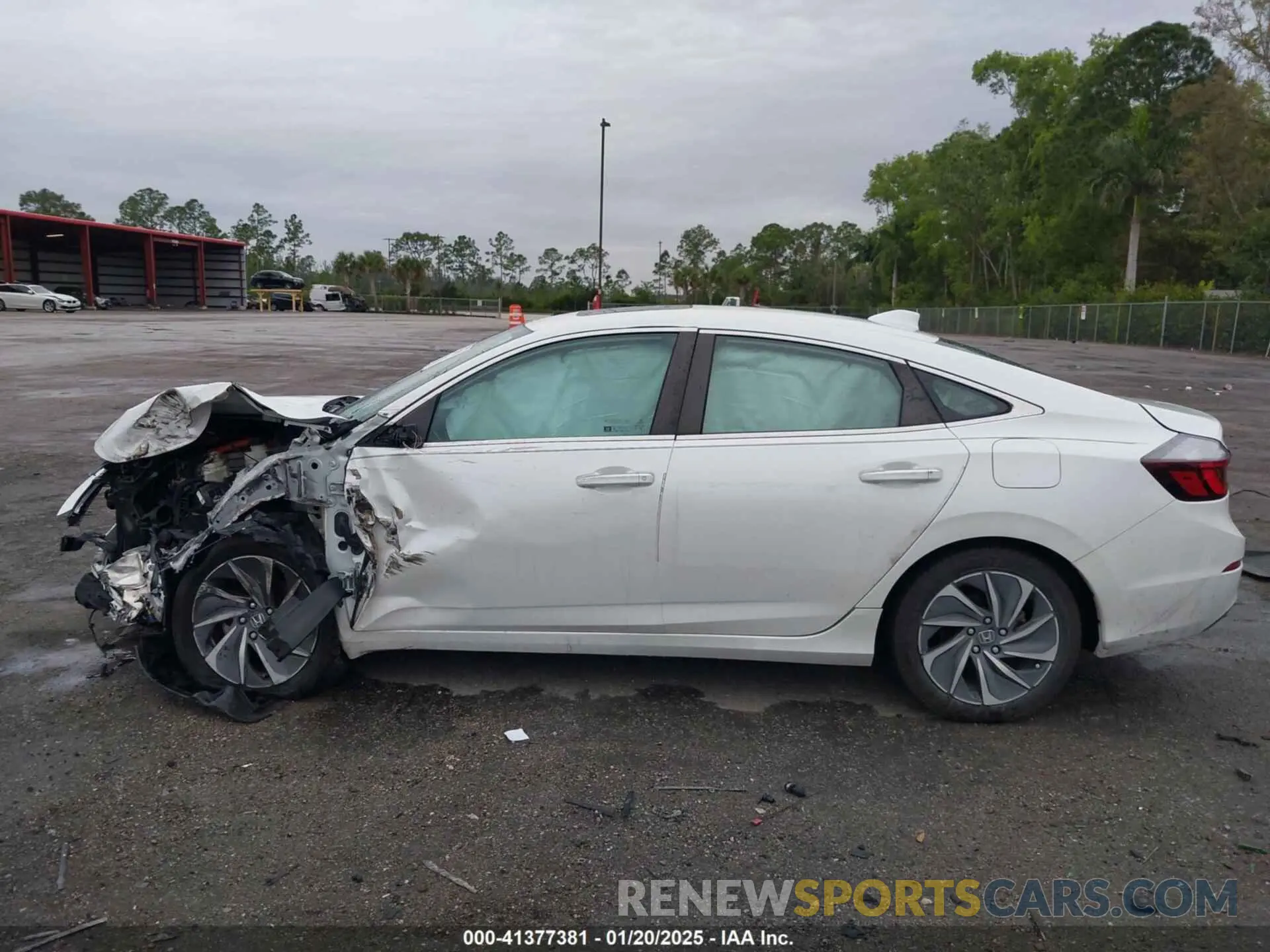 14 Photograph of a damaged car 19XZE4F94ME003177 HONDA INSIGHT 2021