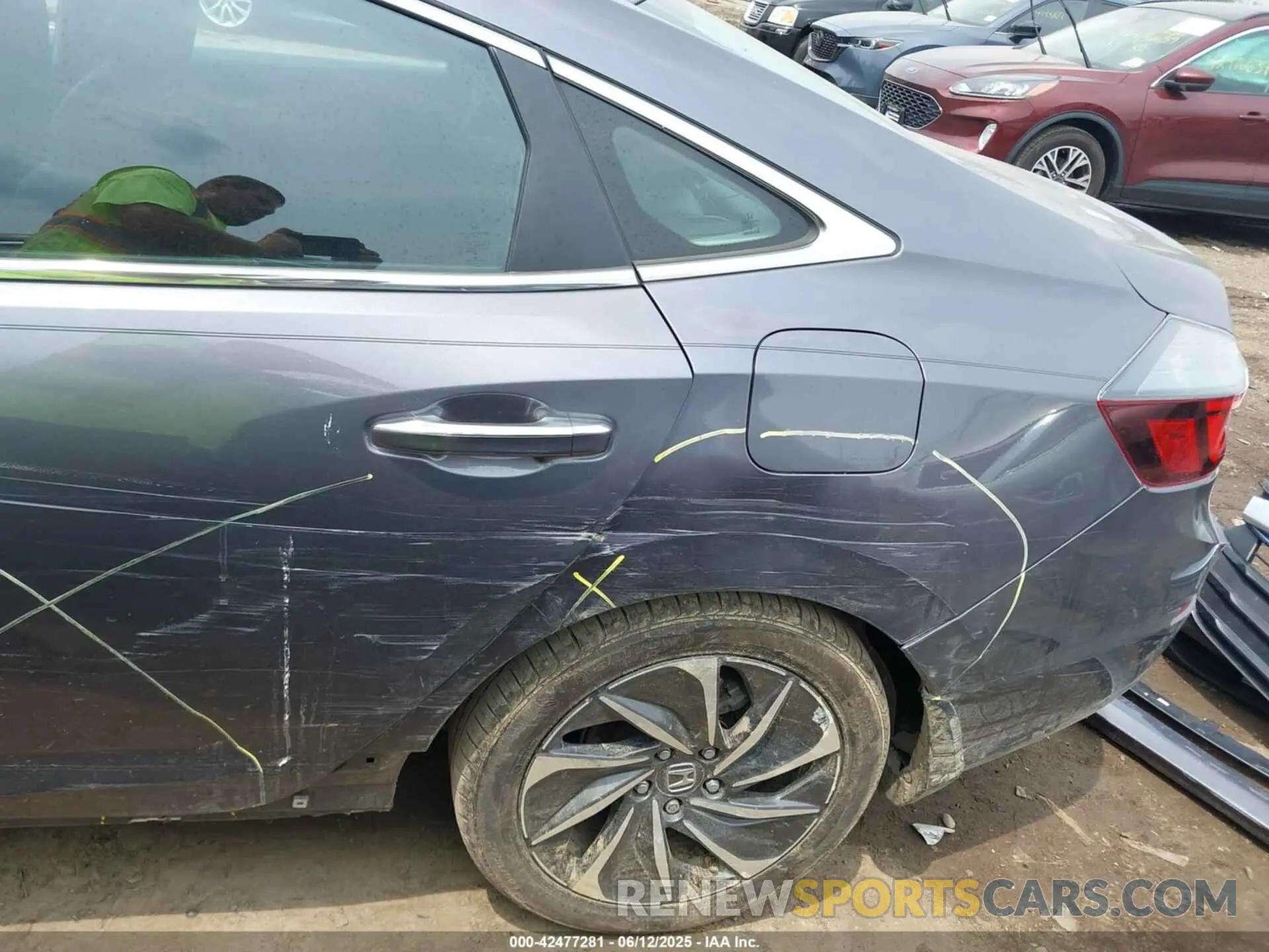 19 Photograph of a damaged car 19XZE4F97ME001133 HONDA INSIGHT 2021