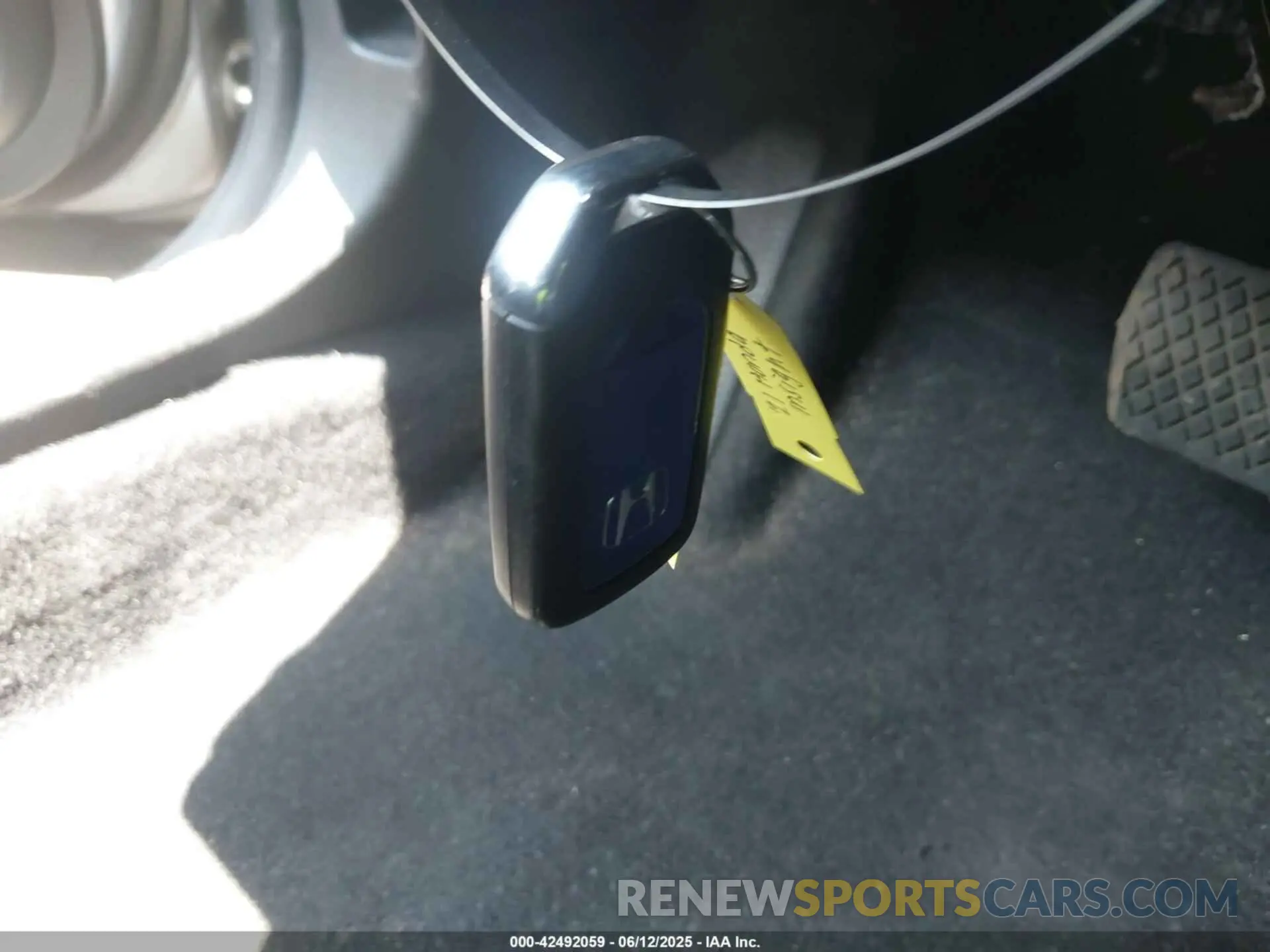 11 Photograph of a damaged car 19XZE4F98ME007457 HONDA INSIGHT 2021