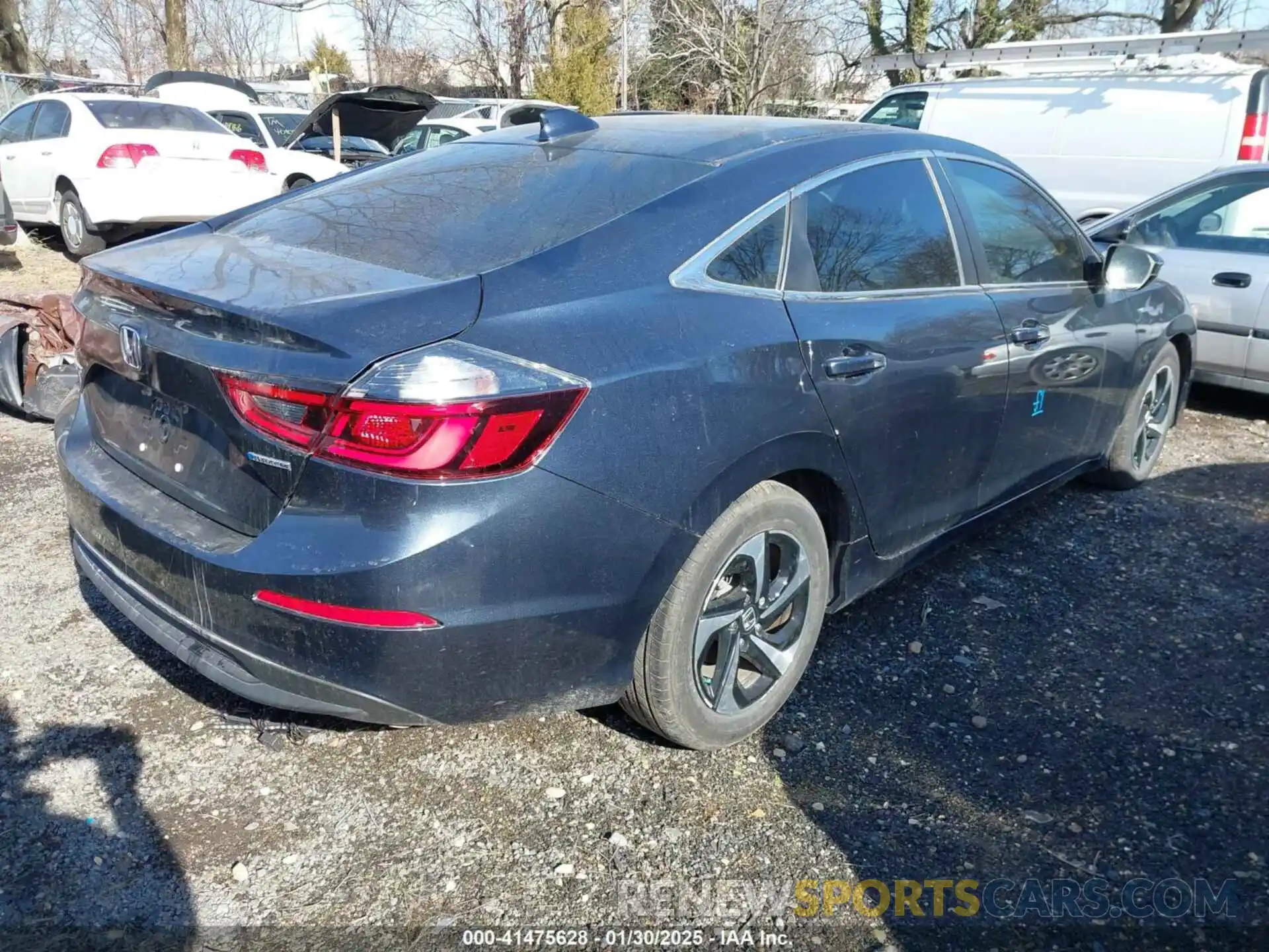 4 Photograph of a damaged car 19XZE4F50NE001182 HONDA INSIGHT 2022